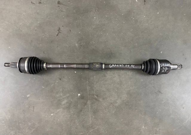 Привод правый MR580450 MITSUBISHI
