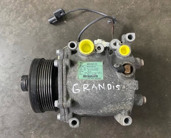 Компрессор климатической установки MR958135 MITSUBISHI