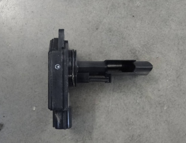 Расходомер воздуха MR985187 MITSUBISHI