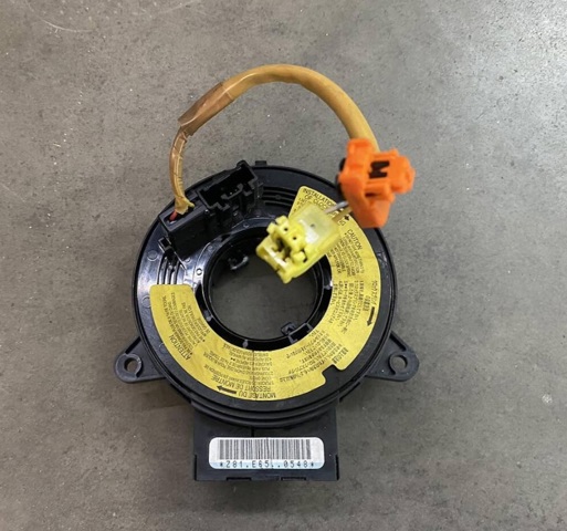 Кольцо контактное, шлейф руля NE5166CS0A MAZDA