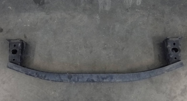 Кронштейн передней балки TD1134880A MAZDA