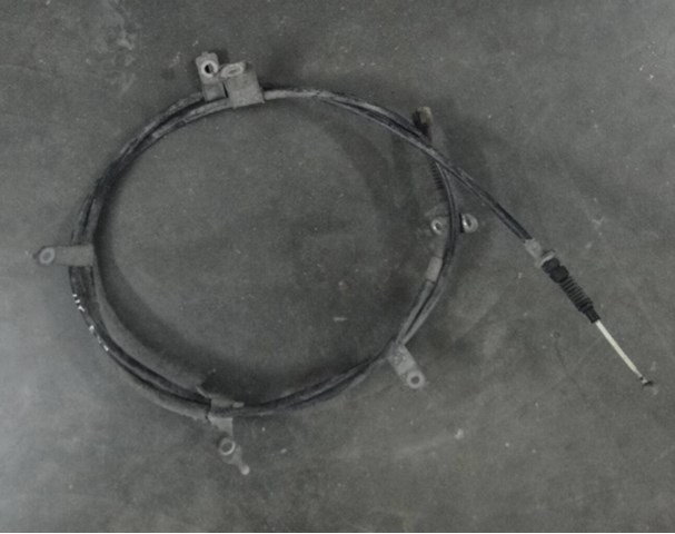 Трос ручного тормоза задний TD1144420A MAZDA
