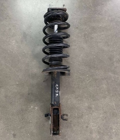 MAZDA TD7634011 Передняя пружина в наличии Кривой Рог