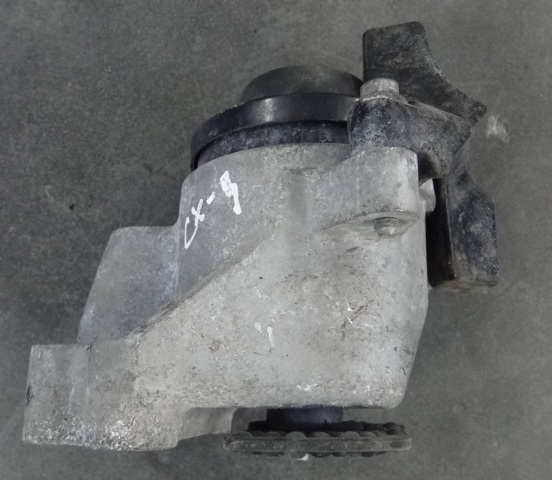 Правая подушка двигателя TD843906Y MAZDA