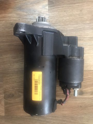 Стартер автомобиля 001125005 BOSCH