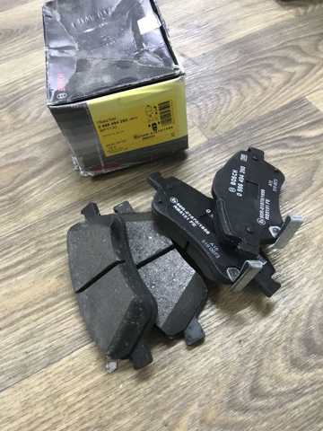 Колодки передние 0986494260 BOSCH