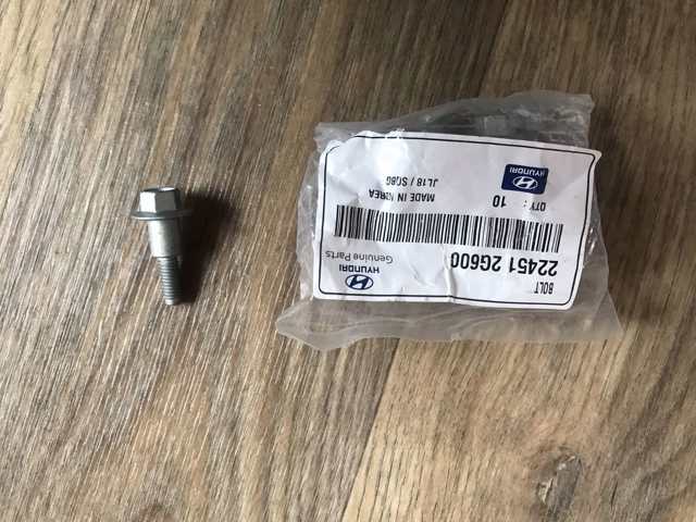 Болт клапанной крышки ГБЦ 224512G600 HYUNDAI