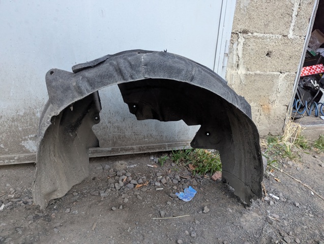 A2056900830 MERCEDES Подкрылок задний правый купить в Ровно