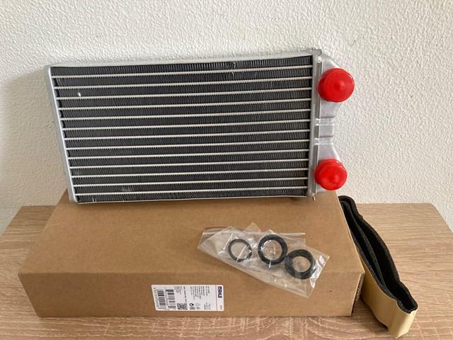 AH14000S MAHLE Радиатор печки купить в Ирпень