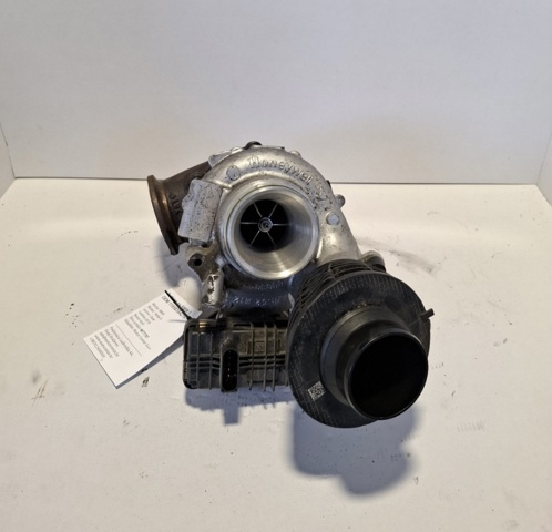 Турбонаддув 11658584219 BMW