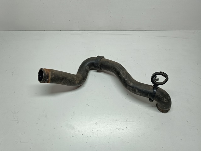 Патрубок системы охлаждения 215012683R RENAULT