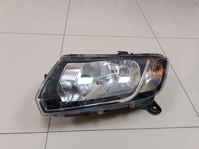 Фара дальнего света в сборе 260601236R RENAULT