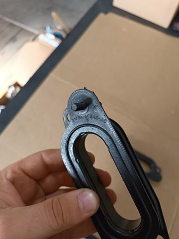 4628214 Прокладка впускного коллектора верхняя купить Сумы