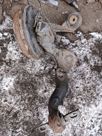 Рычаг/тяга задней подвески продольный нижний, правый 51944162 FIAT