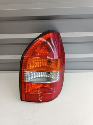 Фонарь задний правый Opel Zafira A