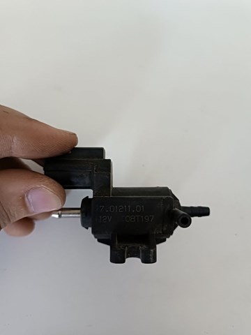 LAND ROVER 70121101 в наличии Полтава