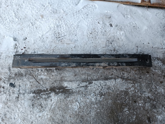 756102146R RENAULT Усилитель бампера заднего купить в Ровно