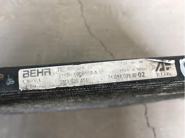 7M3820411 VAG Радиатор кондиционера купить в Николаев