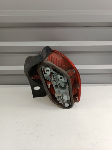 8200655992 RENAULT Фонарь задний левый купить в Киев