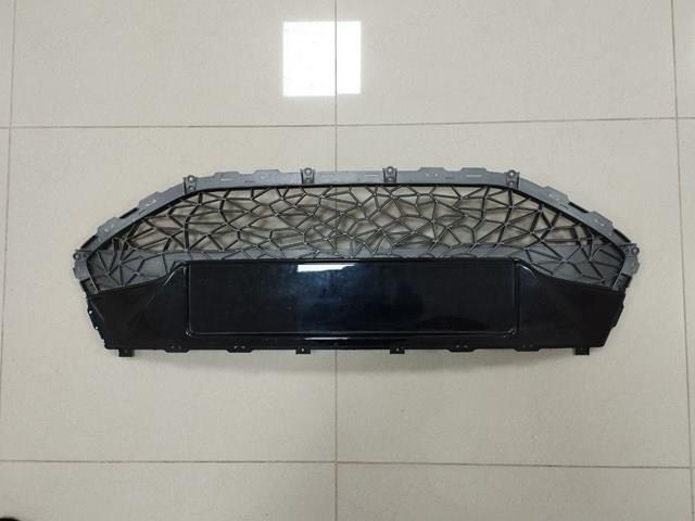 Облицовка радиатора 865611K000 HYUNDAI