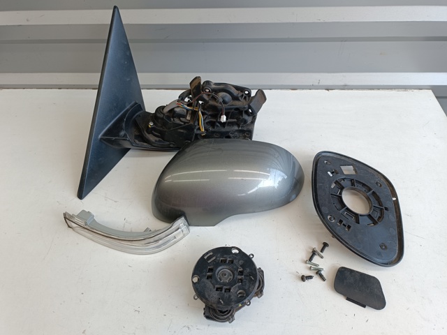 Зеркало заднего вида, левое 87610B2920 HYUNDAI