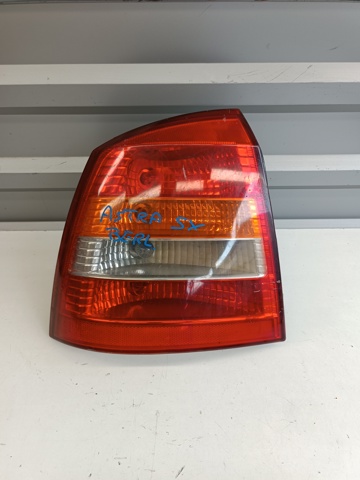 Задний левый стоп 90521542 OPEL
