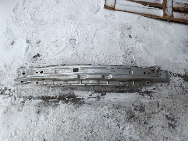 Усилитель переднего бампера  90559494 OPEL