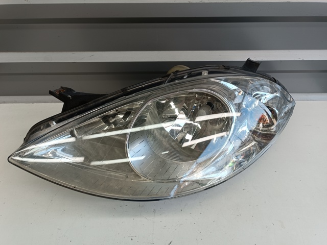 Фара левая передняя A1698200161 MERCEDES