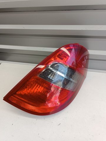 Фонарь задний правый A1698203064 MERCEDES