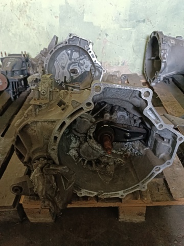 Коробка переключения передач A6031701XC MAZDA