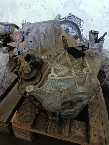 MAZDA A6031701XC КПП в сборе (механическая коробка передач) в наличии Чернигов