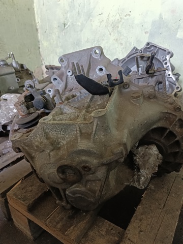 MAZDA A6031701XC КПП в сборе (механическая коробка передач) в наличии Ровно