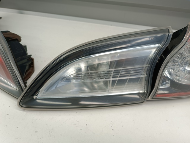 Фонарь задний правый, внутренний BBN7513F0E MAZDA