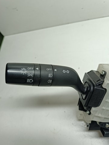 Кнопка включения противотуманных фар BBP366122 MAZDA