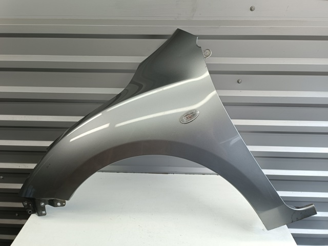 Переднее левое крыло BBP852211B MAZDA