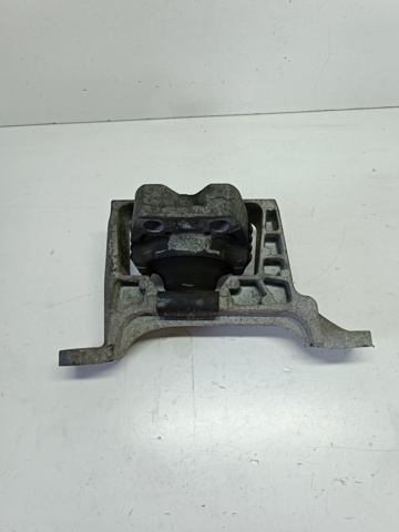 Гидроопора двигателя правая BCM439060D MAZDA