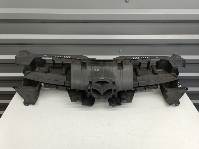 Решетка переднего бампера, внутренняя правая BCW8507M1F MAZDA