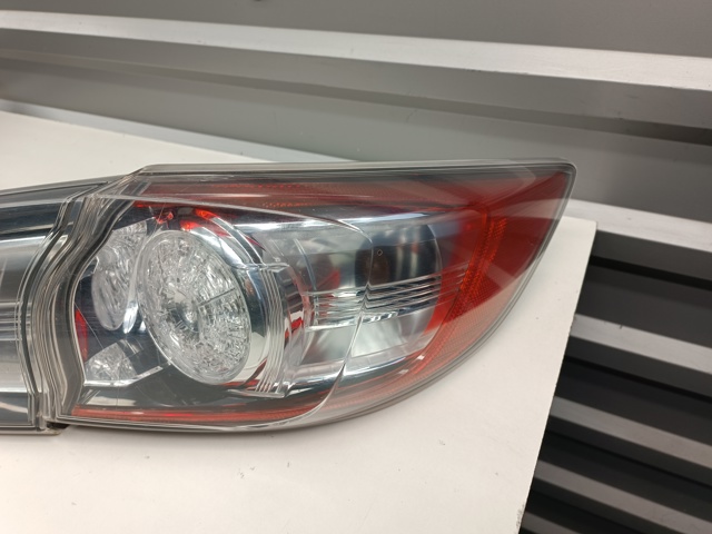 Фара задняя правая внешняя BCW951150C MAZDA