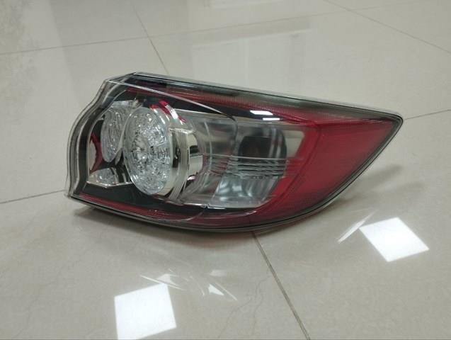 BCW951150D MAZDA Фонарь задний правый внешний купить в Киев