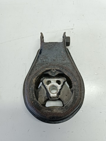 Задняя подушка двигателя BP4S39040A MAZDA