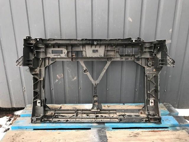 C51353110B MAZDA Рамка радиатора купить в Черновцы