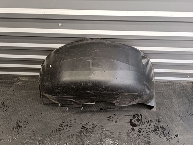 Подкрылок задний левый CLF500780 LAND ROVER