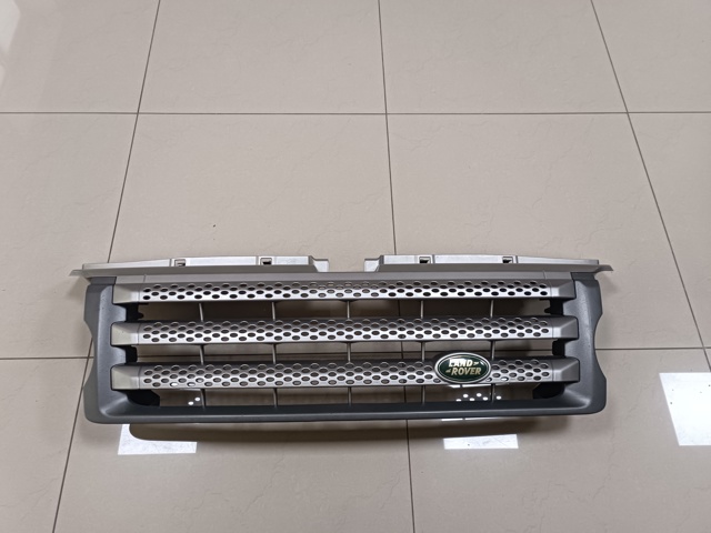 Решетка радиатора DHB500062WWR LAND ROVER