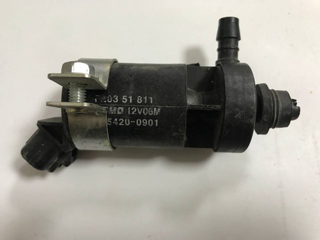 Насос бачка обмывателя FE0351811 MAZDA