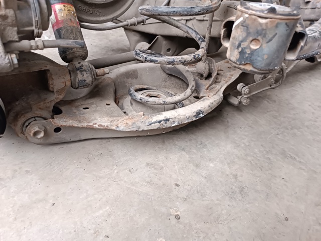 Рычаг задней подвески поперечный, левый GHP928350 MAZDA