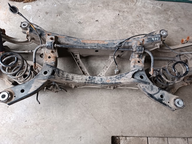 Поперечка задней подвески GHP92880XB MAZDA