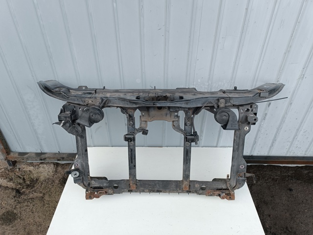 Суппорт радиатора в сборе GHP953110B MAZDA