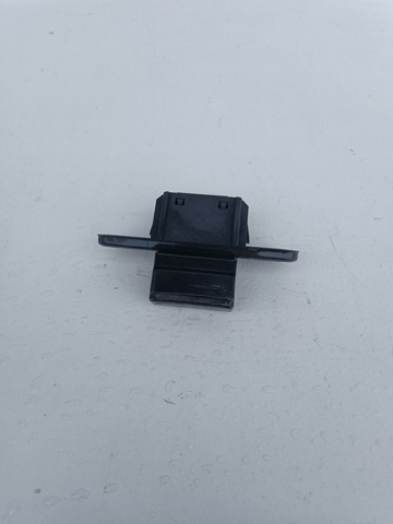 GHP9624B0 MAZDA Кнопка привода замка крышки багажника (двери 3/5-й (ляды) купить в Черновцы