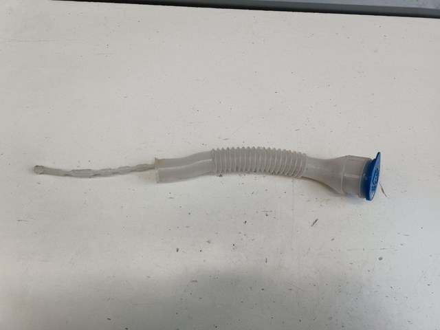 Горловина бачка омывателя GHP967484A MAZDA