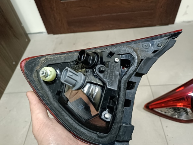 Стоп задний KD53513G0B MAZDA